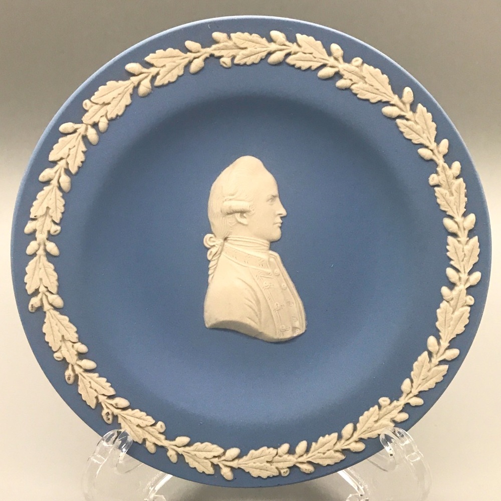 EUC Rare Vintage Limited Edition Wedgwood Plate w Portrait of Captain James Cook
